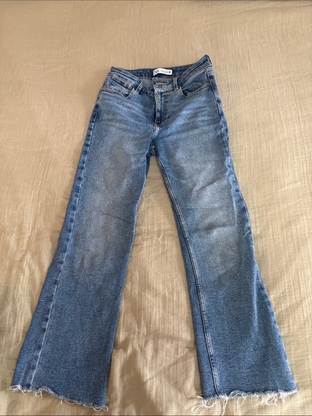 Zara Light Blue Wide Leg Jeans with Frayed Hem
